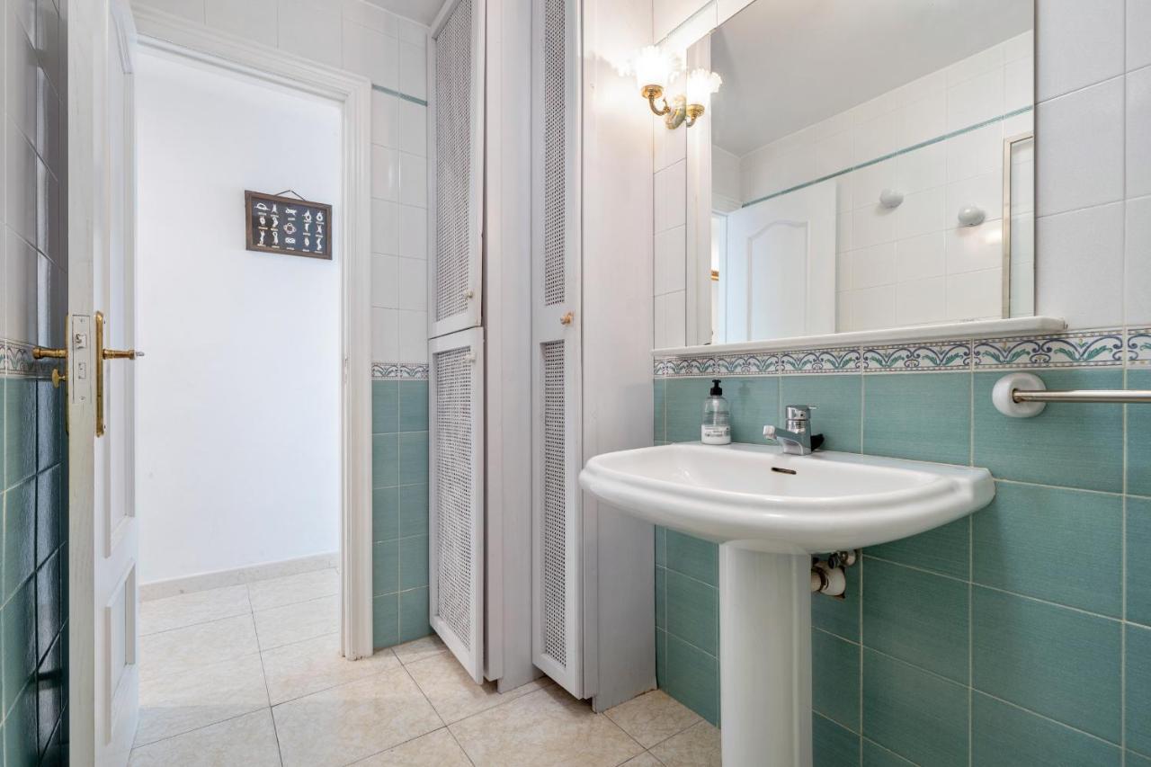 Hauzify I Apartament Gavina Салоу Екстер'єр фото